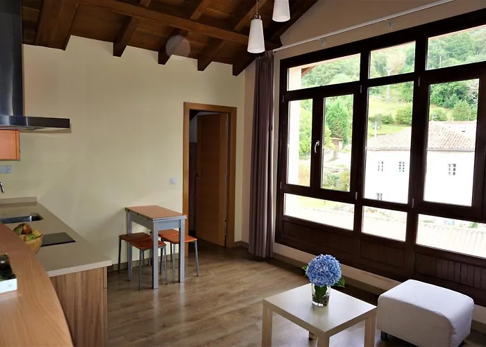 Apartamentos La Playina Llanes